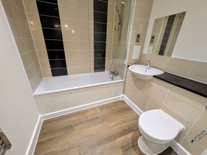 Photo 7- click for photo gallery